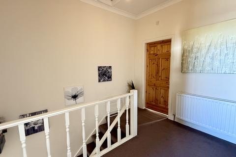 2 bedroom flat for sale, Shields Road, Newcastle upon Tyne NE6