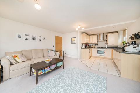 undefined, Avenue Elmers, Surbiton KT6