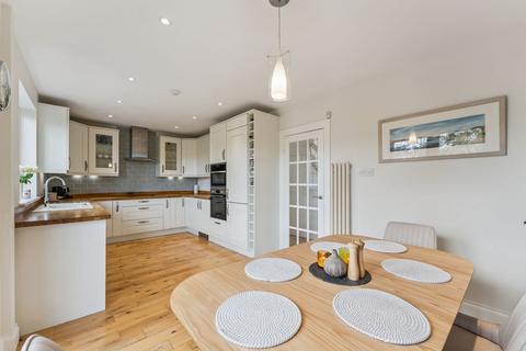 54 Keystone Quadrant, Milngavie, Glasgow, G62 6LP