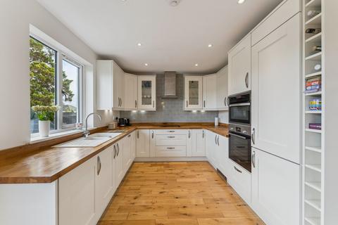54 Keystone Quadrant, Milngavie, Glasgow, G62 6LP