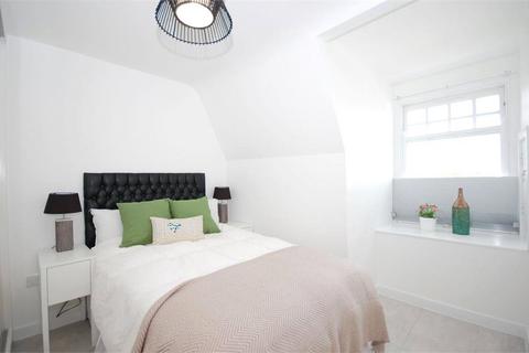 3 bedroom penthouse to rent, Bank Buildings, High Street, Harlseden, London, NW10