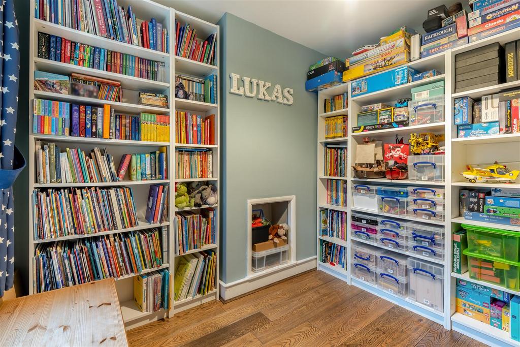 8667135-interior14.jpg