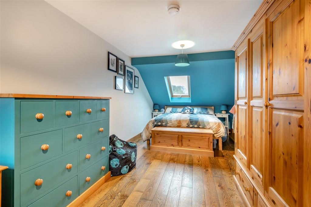 8667135-interior21.jpg