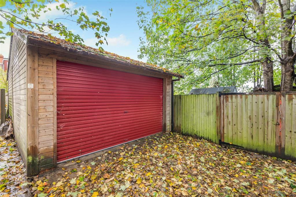 8667135-exterior05.jpg