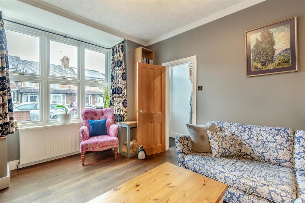 8667135-interior09.jpg