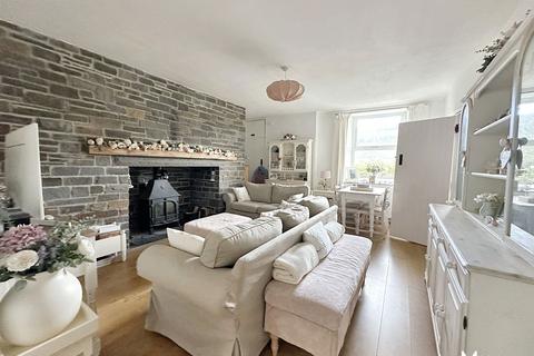2 Waterfall Road, Resolven, Neath, SA11 4ED