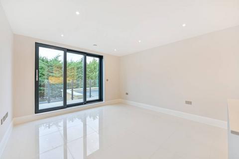 undefined, 207-209 Merton Road, London SW19