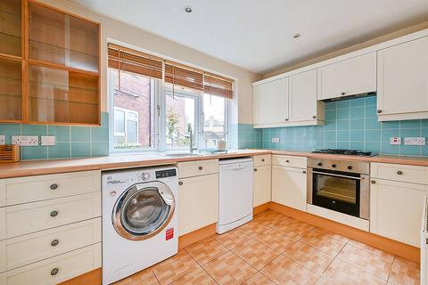 2 bedroom flat for sale, Audley Court, Ealing, London, W5