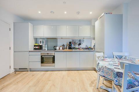 2 bedroom flat for sale, Lakeside Drive, Park Royal, LONDON, NW10