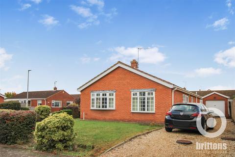 3 bedroom detached bungalow for sale, Crisp Close, Dersingham, King's Lynn