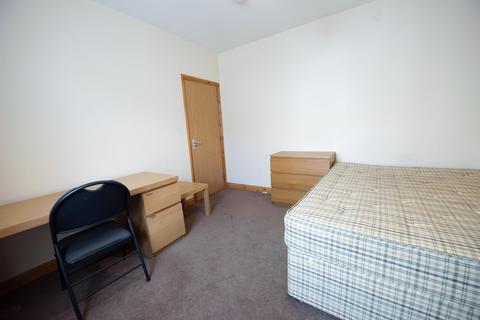 6 bedroom terraced house to rent, De Beauvoir Road, Reading, RG1