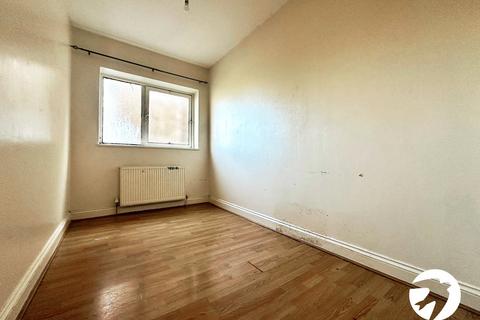 2 bedroom flat for sale, Eltham Road, London, SE12