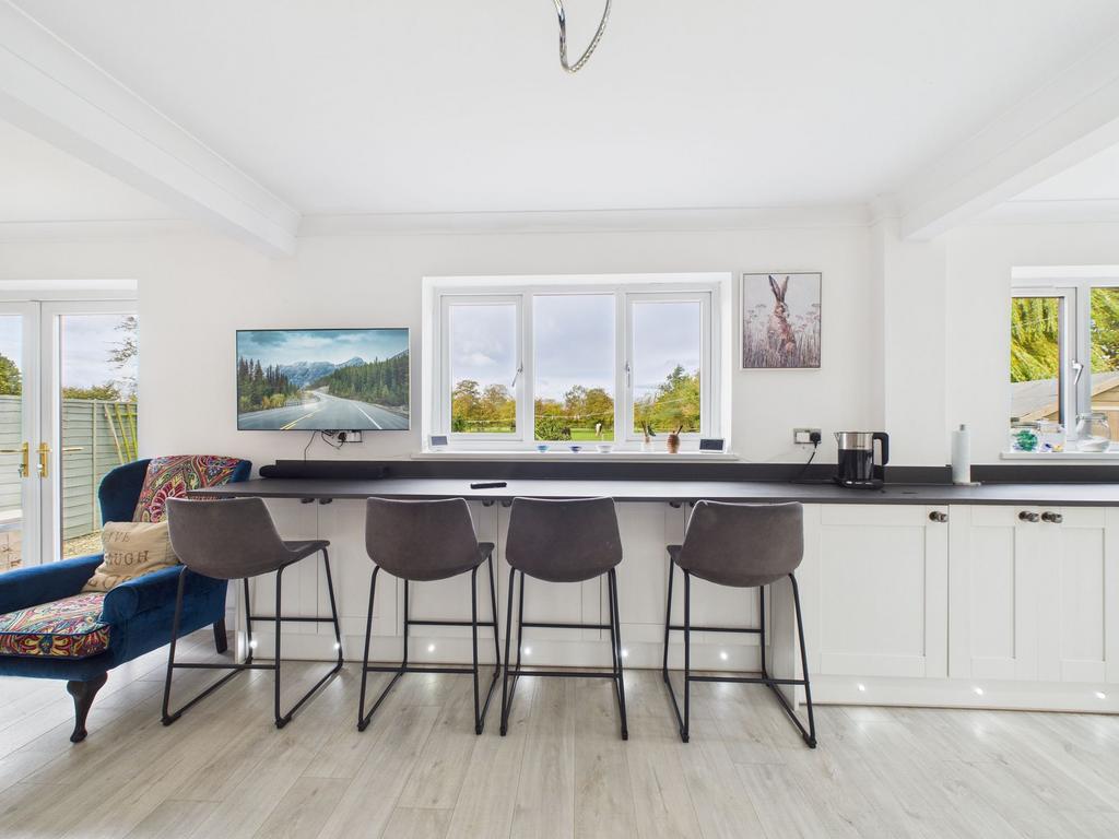 Dining kitchen