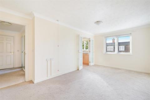undefined, The Parade, Epsom