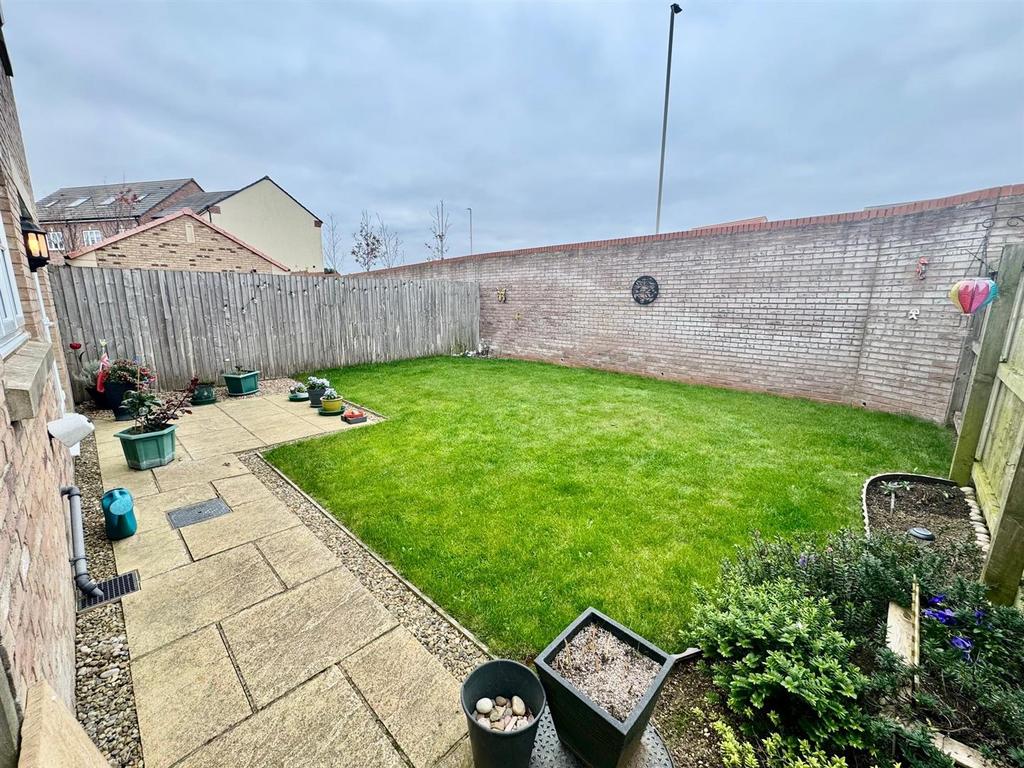 Garden 2.jpg