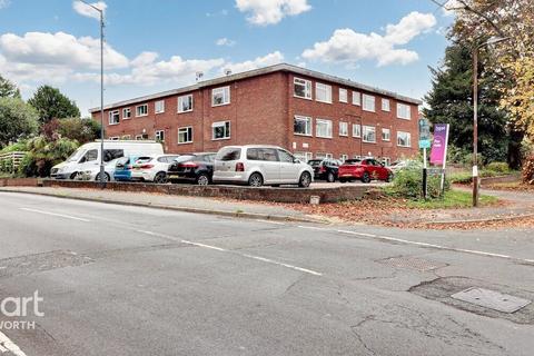Holmewood Close, Kenilworth
