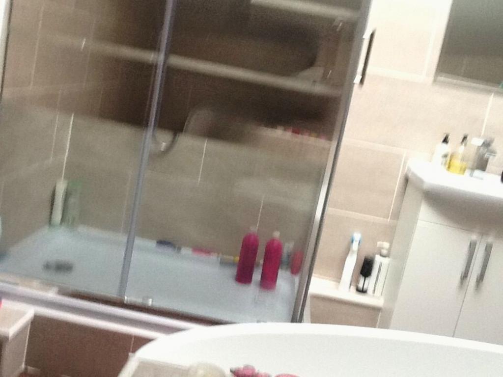 Flat 5 Eslington Ter