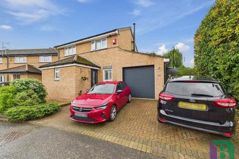 Greenhill Close, Milton Keynes MK5