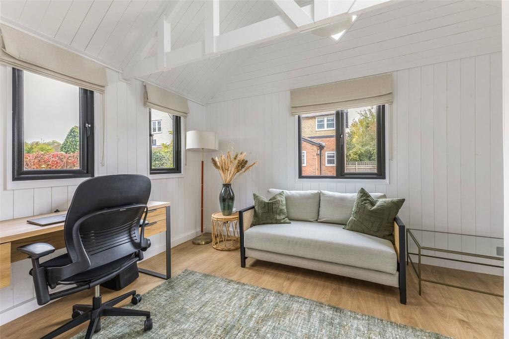 Garden Lodge/Office