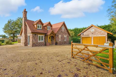 5 bedroom detached house for sale, Heath Lane, Budworth Heath, CW9