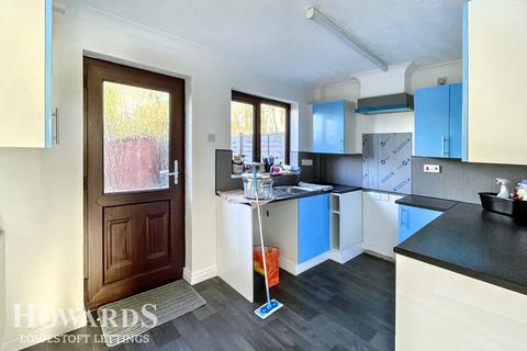 undefined, Holly Close, BECCLES