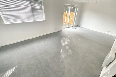 43 Fern Close, Middleton, Manchester, M24 2FZ