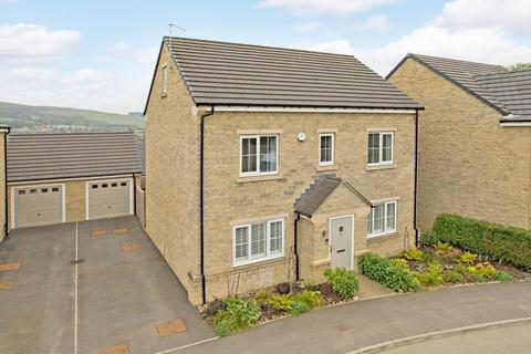 5 bedroom detached house for sale, Whernside Road, Skipton BD23