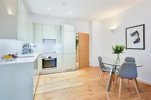undefined, East Street, Epsom