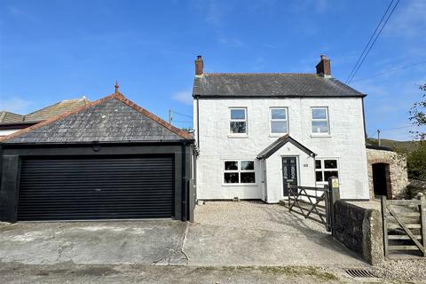 4 bedroom detached house for sale, High Street