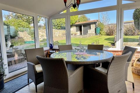 4 bedroom detached house for sale, High Street