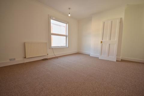 2 bedroom terraced house for sale, William Street, Kettering, NN16