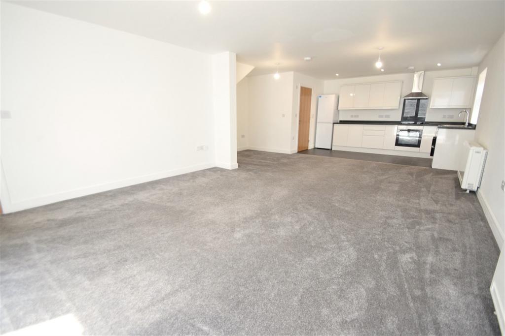 Apartment in Southampton - View 2