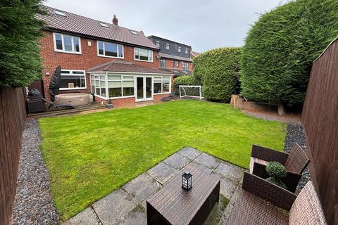 4 bedroom detached house for sale, Monkseaton Drive, Whitley Bay, Tyne & Wear, NE26 3DH