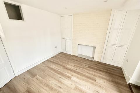 undefined, North Parade, Grantham, Lincolnshire, NG31