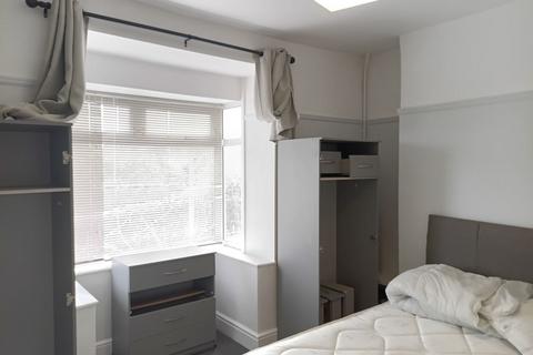 5 bedroom terraced house for sale, 15 Seaview Terrace, Swansea, West Glamorgan, SA1 6FE
