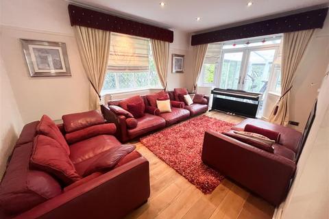 undefined, Styal Road, Heald Green, Cheadle