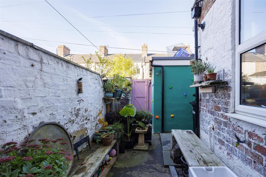 14 Filey Terrace 2.jpg