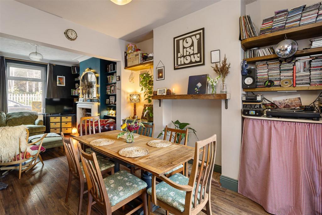 14 Filey Terrace 48.jpg