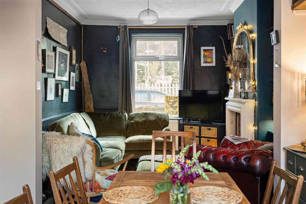 14 Filey Terrace 57.jpg