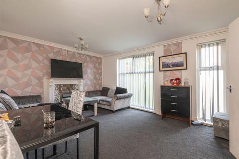 undefined, Frizley Gardens, Bradford BD9