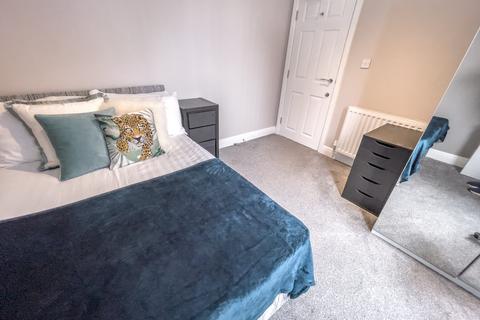 undefined, Birstall Road, L6 9AH,