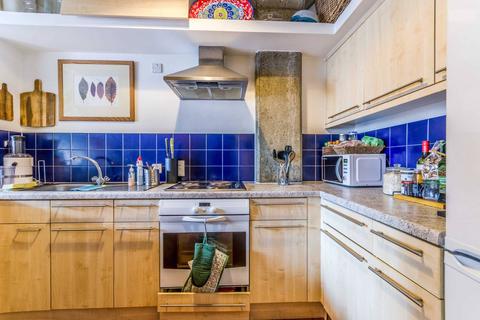 1 bedroom flat for sale, Royle Building, Wenlock Basin, London, N1