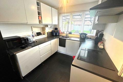 23 Portland Crescent, Feltham, TW13 4RY
