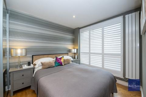undefined, Renfrew Road, London SE11