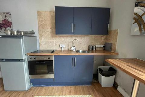 undefined, Flat 2 ,  Stratford Street, Leeds