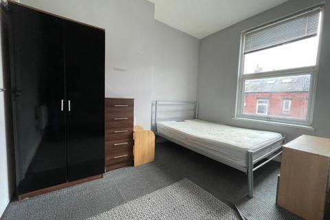 undefined, Flat 2 ,  Stratford Street, Leeds