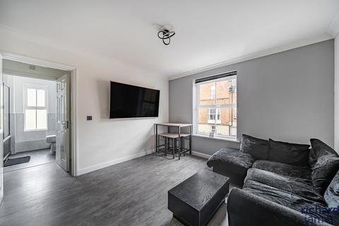 2 bedroom flat for sale, Redhouse, Swindon SN25