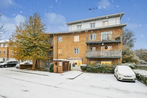 Primrose Place, Isleworth