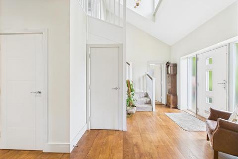 5 bedroom detached house for sale, Modern Contemporary 4/5 bedroom home, 2000 Sq/ft