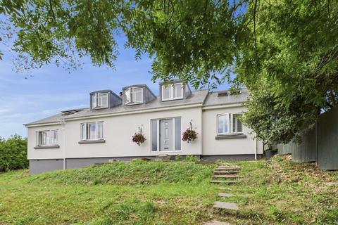 undefined, Modern Contemporary 4/5 bedroom home, 2000 Sq/ft